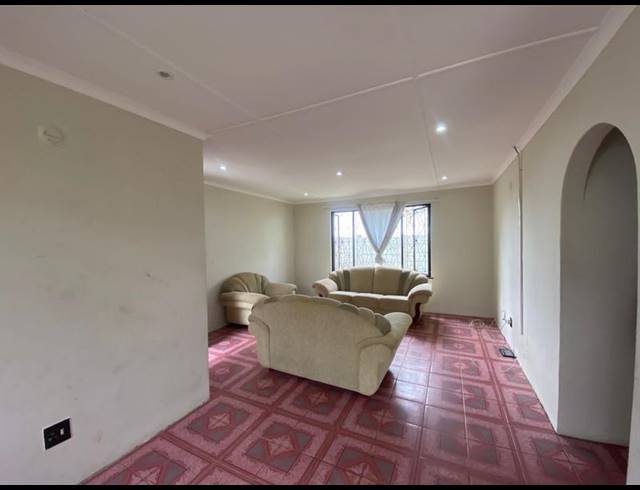 3 BEDROOM TOWNHOUSE FOR SALE IN CRAIGIEBURN
